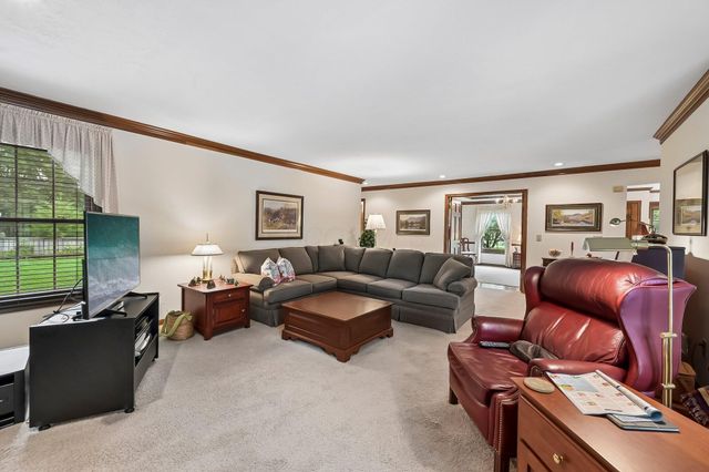 255 Luke Court, Westerville, OH 43081