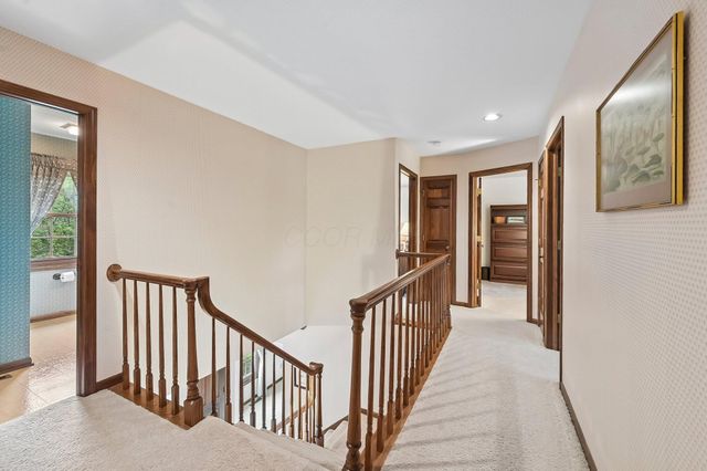 255 Luke Court, Westerville, OH 43081