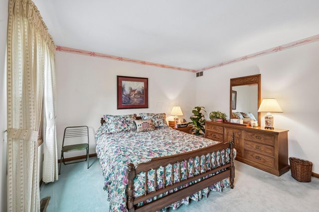 255 Luke Court, Westerville, OH 43081