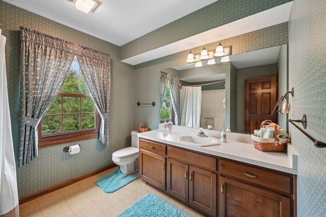 255 Luke Court, Westerville, OH 43081