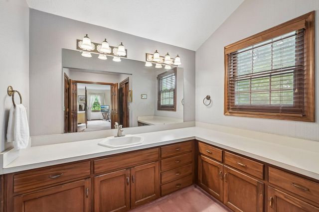 255 Luke Court, Westerville, OH 43081