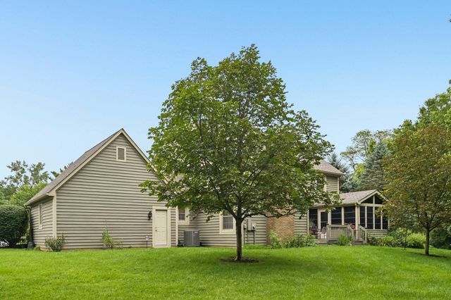 255 Luke Court, Westerville, OH 43081