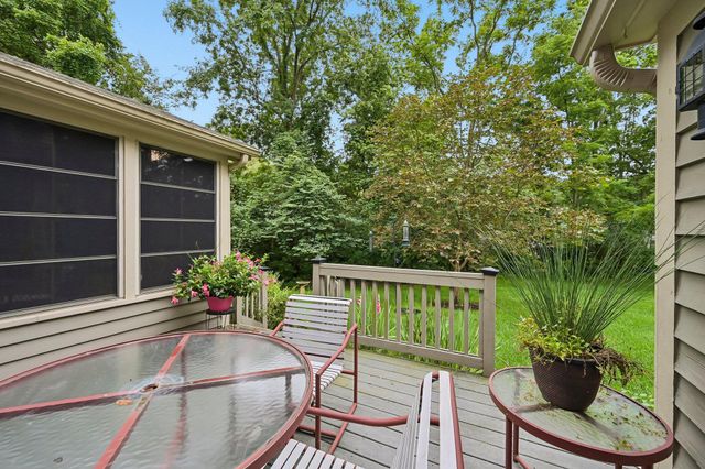 255 Luke Court, Westerville, OH 43081