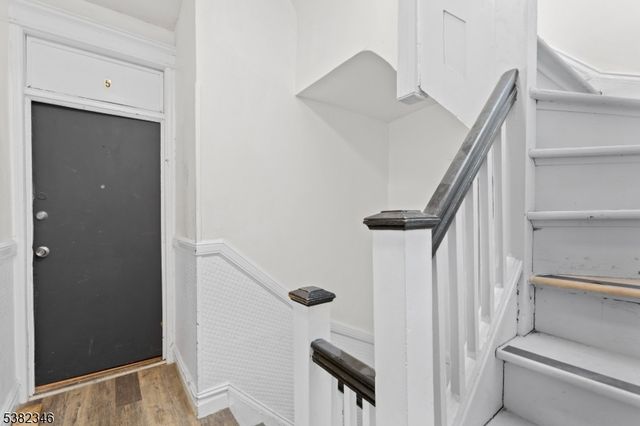 133 Hopkins Ave 5, Jersey City, NJ 07306