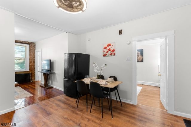 133 Hopkins Ave 5, Jersey City, NJ 07306