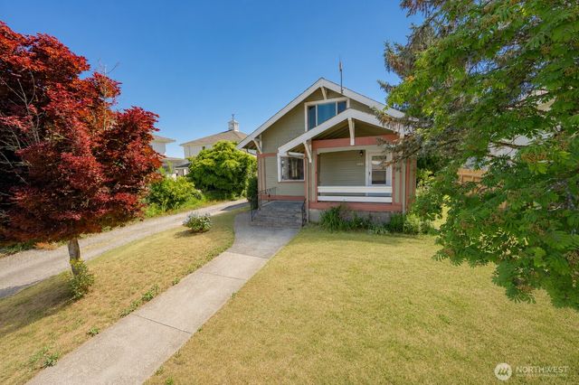 932 Third Street, Blaine, WA 98230