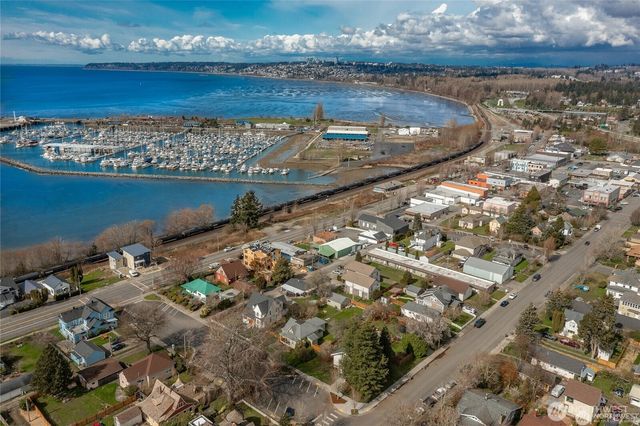 932 Third Street, Blaine, WA 98230