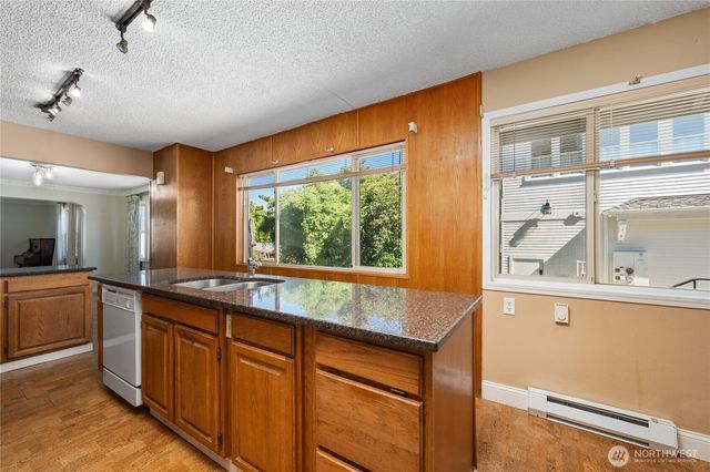 932 Third Street, Blaine, WA 98230