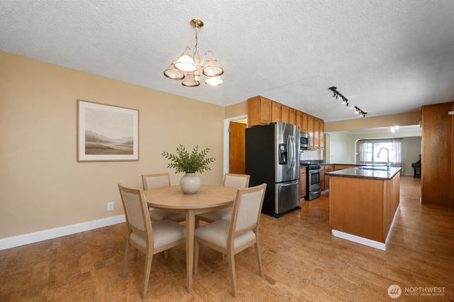 932 Third Street, Blaine, WA 98230