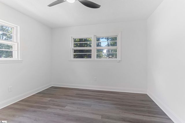 402 Woodley Road, Spartanburg, SC 29306