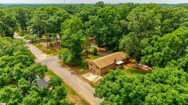 402 Woodley Road, Spartanburg, SC 29306