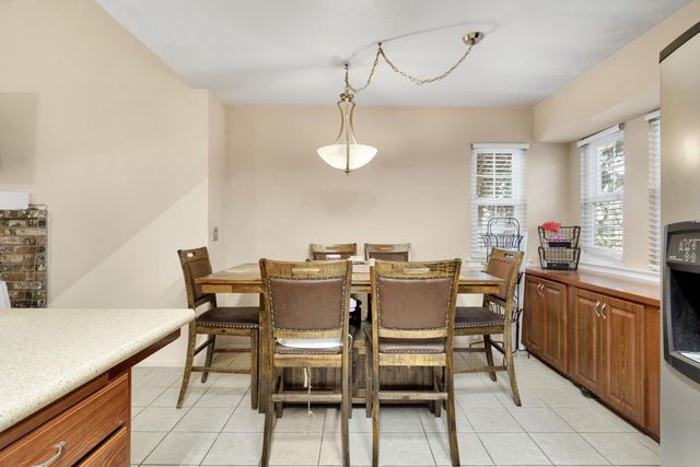 5093 W Los Altos, Fresno, CA 93722