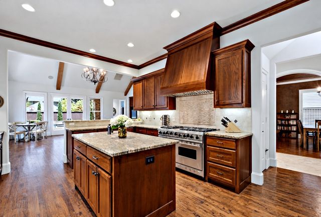 5243 Willis Avenue, Dallas, TX 75206
