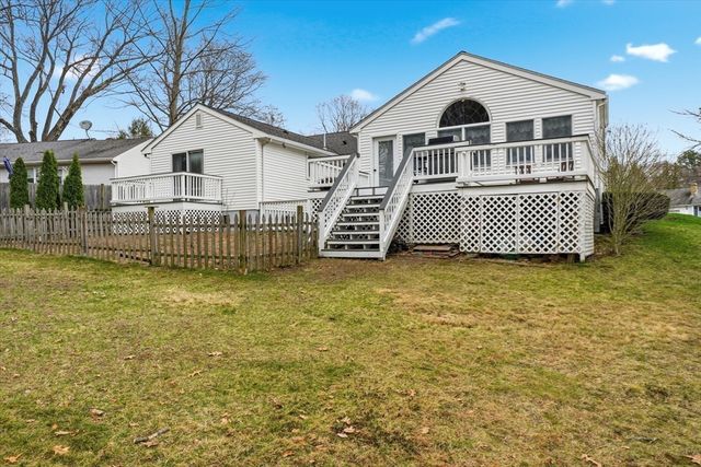 223 Edgewater Drive, Framingham, MA 01702