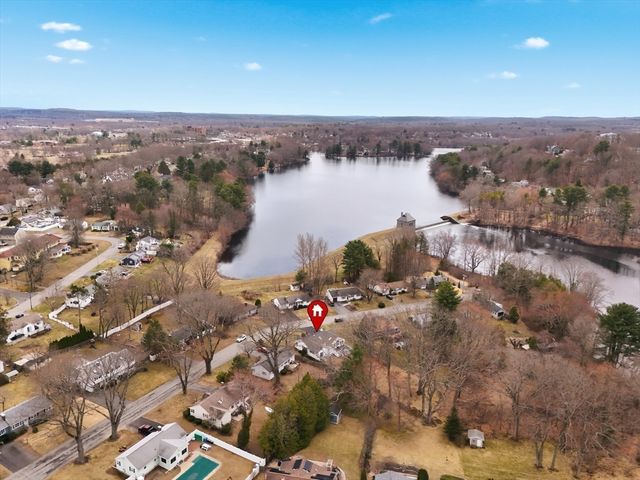 223 Edgewater Drive, Framingham, MA 01702