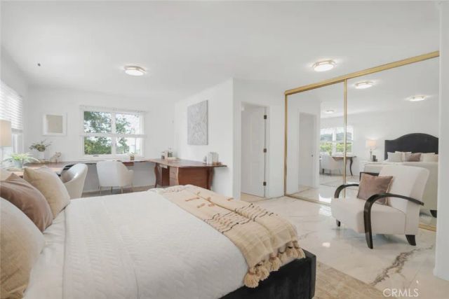 2906 Elvido Drive, Los Angeles, CA 90049