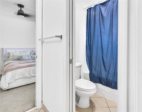 945 NW 206th St, Miami Gardens, FL 33169