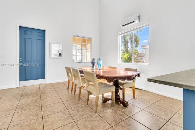 945 NW 206th St, Miami Gardens, FL 33169