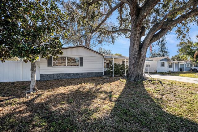 3240 COLUMBUS DRIVE, Holiday, FL 34691
