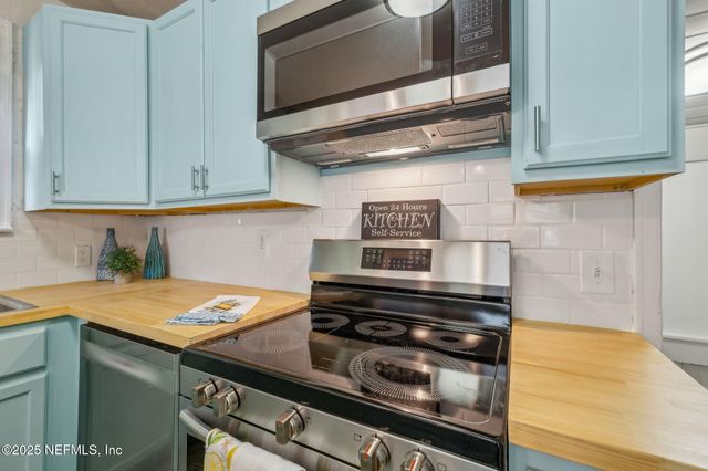 3332 DELLWOOD Avenue, Jacksonville, FL 32205