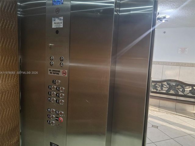 9688 Fontainebleau Blvd 307, Miami, FL 33172