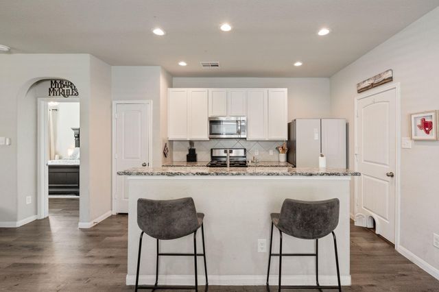 2221 Raider Drive, Conroe, TX 77301