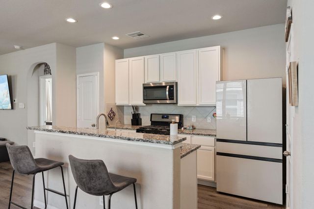 2221 Raider Drive, Conroe, TX 77301