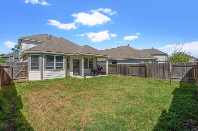 2221 Raider Drive, Conroe, TX 77301