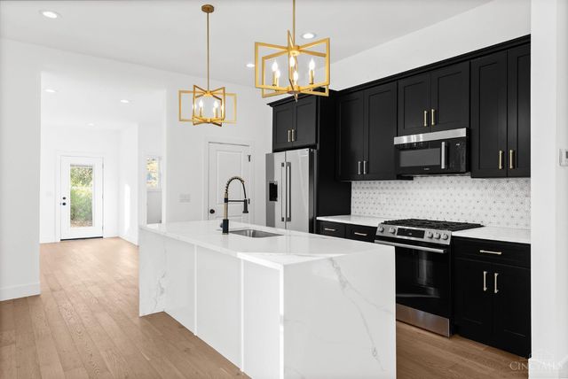 3129 Hackberry Street, Cincinnati, OH 45207