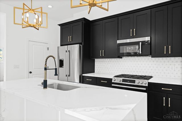 3129 Hackberry Street, Cincinnati, OH 45207