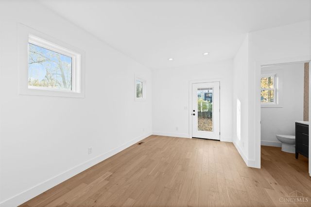 3129 Hackberry Street, Cincinnati, OH 45207