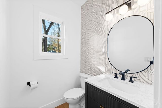 3129 Hackberry Street, Cincinnati, OH 45207