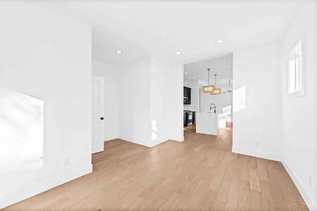 3129 Hackberry Street, Cincinnati, OH 45207