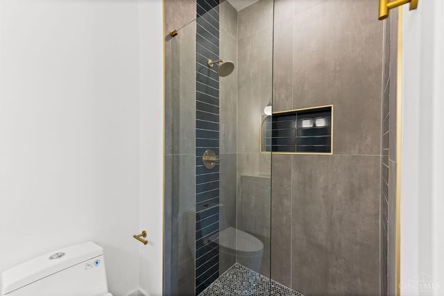 3129 Hackberry Street, Cincinnati, OH 45207