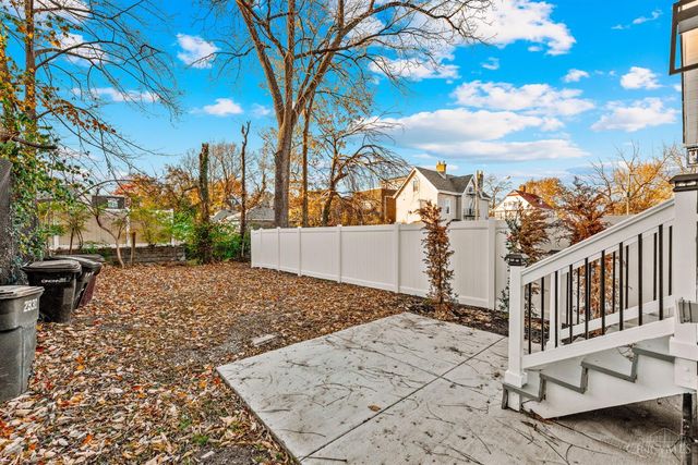 3129 Hackberry Street, Cincinnati, OH 45207