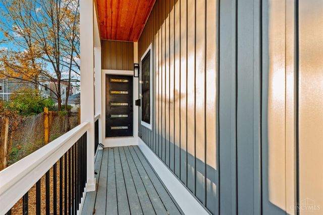 3129 Hackberry Street, Cincinnati, OH 45207