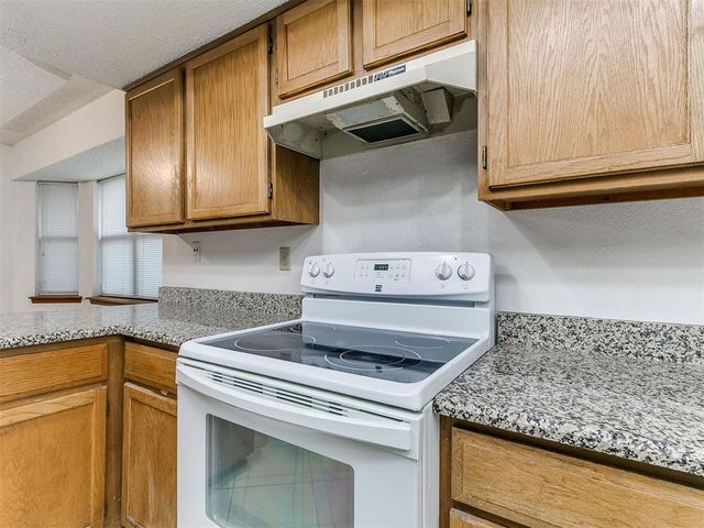 10145 Southridge Drive, Oklahoma City, OK 73159