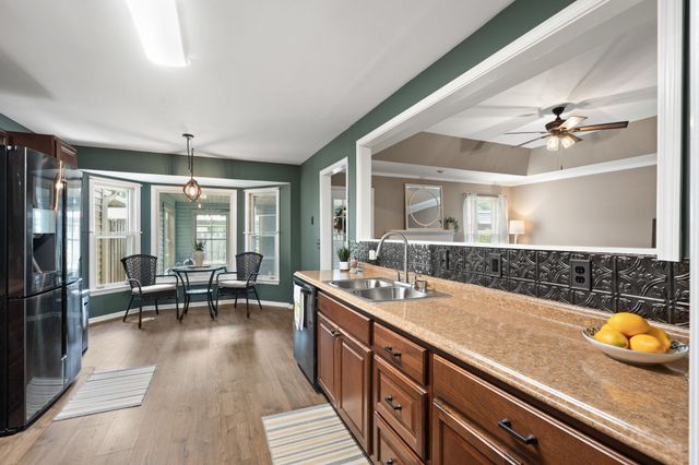 2123 River Chase Dr, Murfreesboro, TN 37128