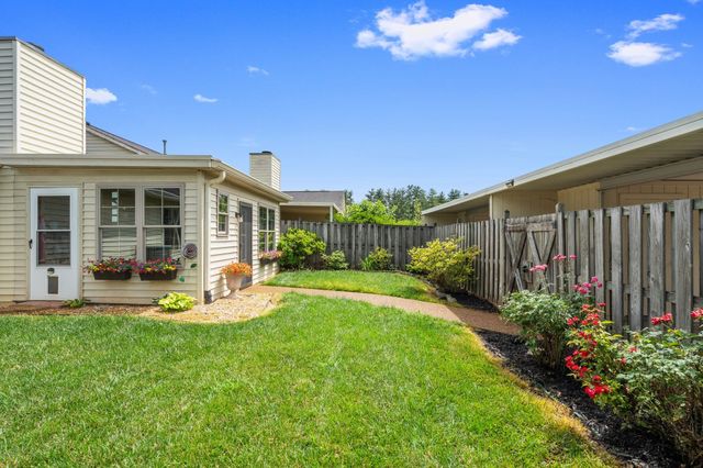2123 River Chase Dr, Murfreesboro, TN 37128
