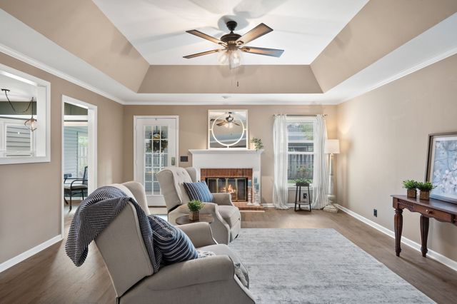 2123 River Chase Dr, Murfreesboro, TN 37128
