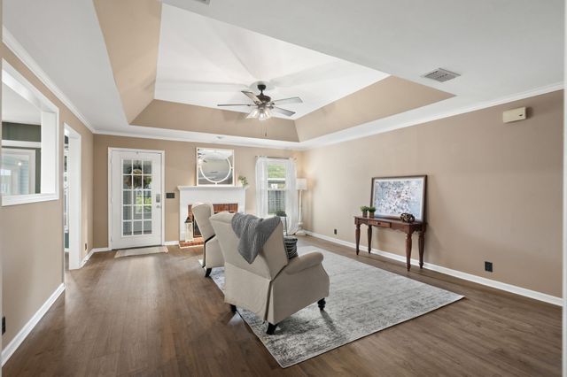 2123 River Chase Dr, Murfreesboro, TN 37128