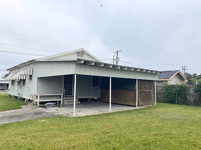 1204 Acadian Dr, Houma, LA 70363