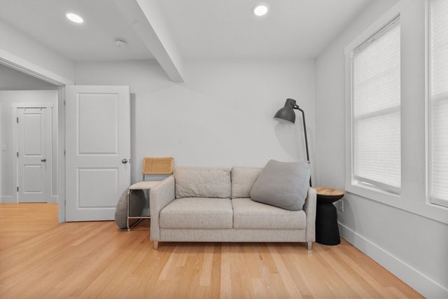 118 Spring St 118, Watertown, MA 02472