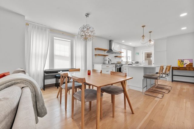 118 Spring St 118, Watertown, MA 02472