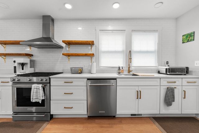 118 Spring St 118, Watertown, MA 02472