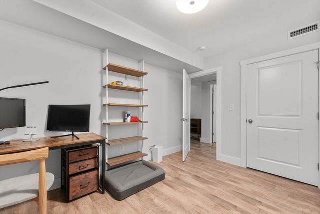 118 Spring St 118, Watertown, MA 02472