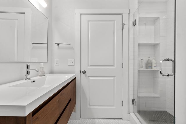 118 Spring St 118, Watertown, MA 02472