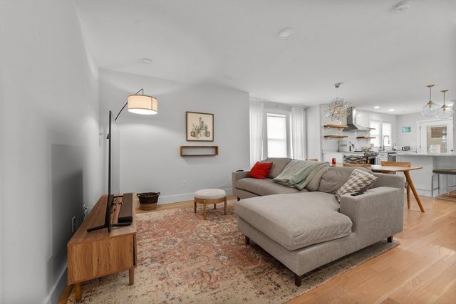 118 Spring St 118, Watertown, MA 02472