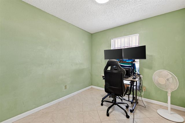 6822 Zapata Drive, Houston, TX 77083