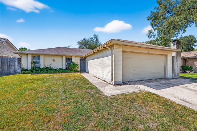 6822 Zapata Drive, Houston, TX 77083